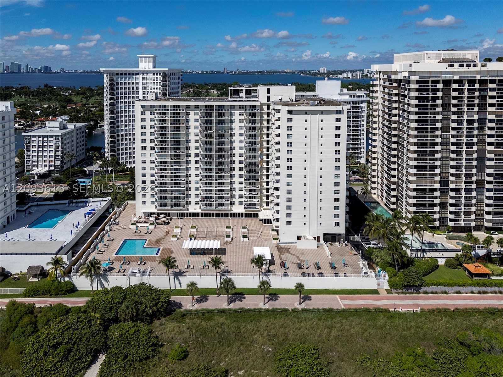 5701 Collins Ave #1007 Miami Beach, FL 33140
