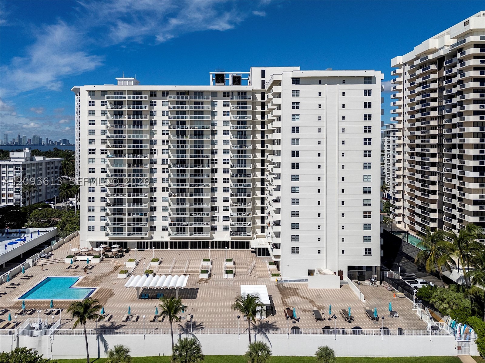 5701 Collins Ave #1007 Miami Beach, FL 33140