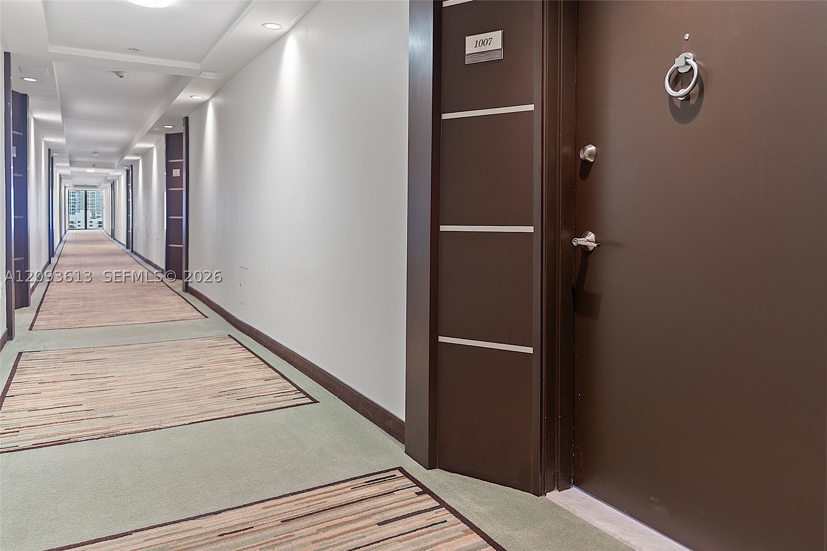 5701 Collins Ave #1007 Miami Beach, FL 33140