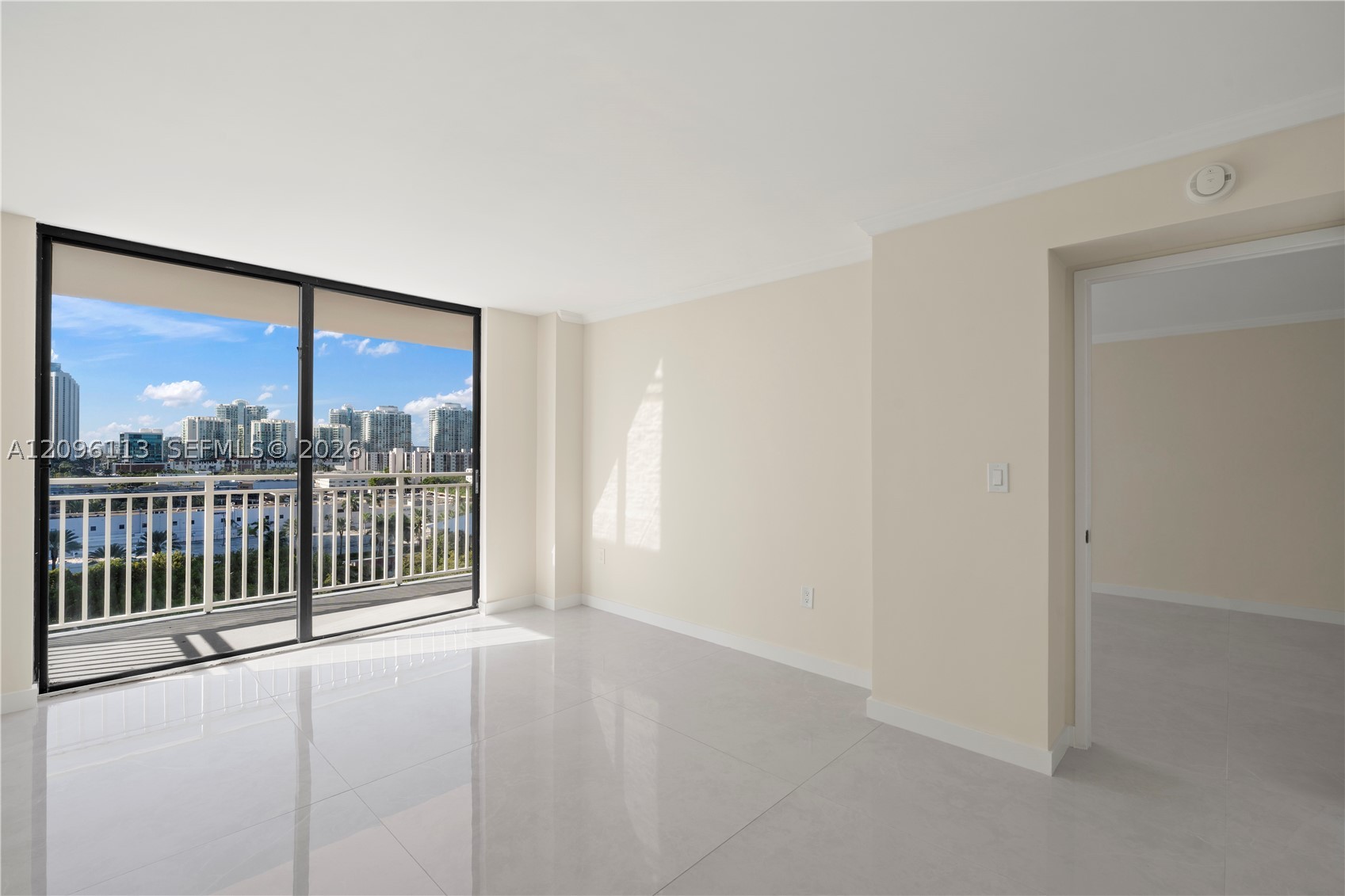 image Winston Towers 60012
