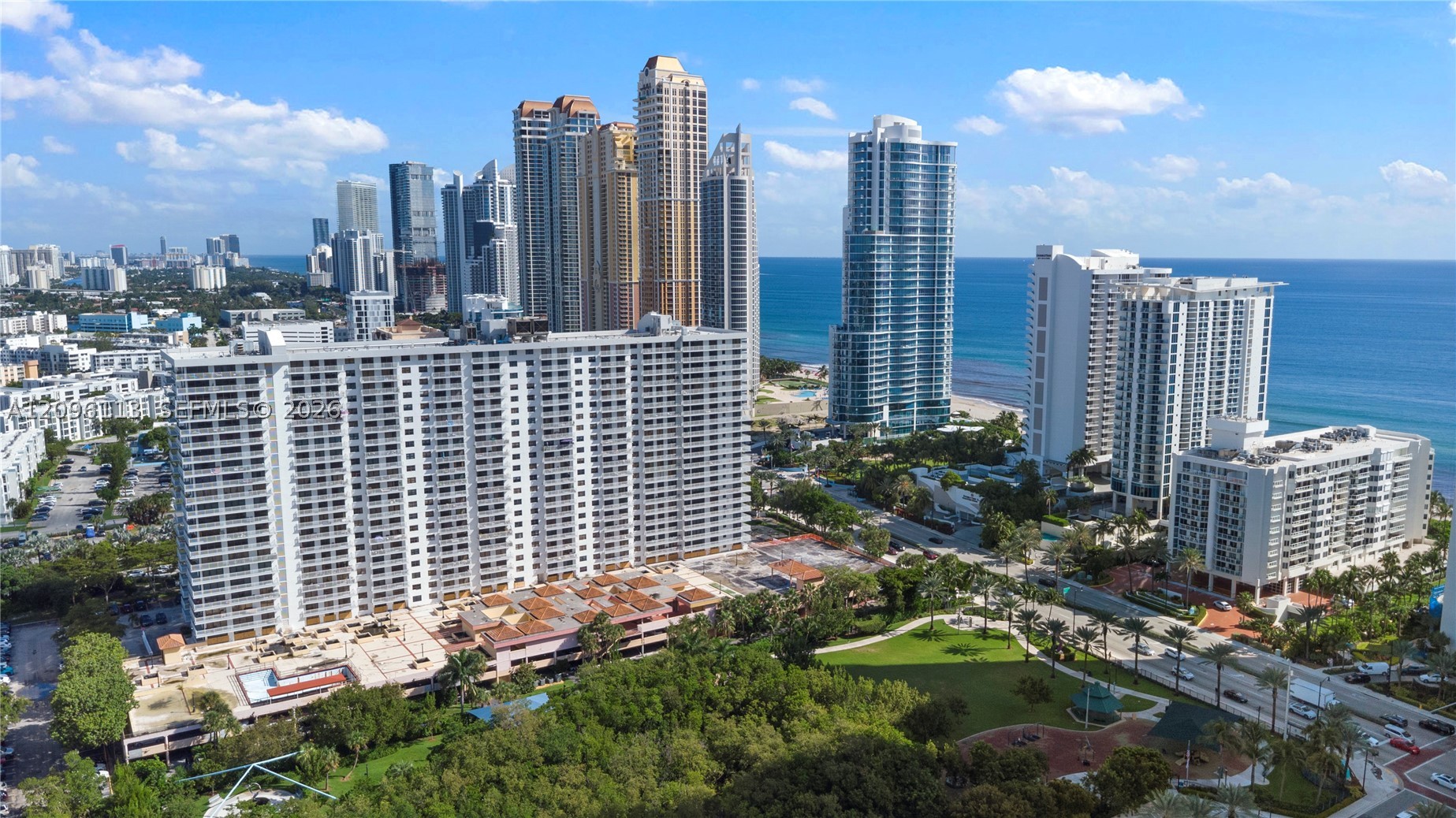 image Winston Towers 60030