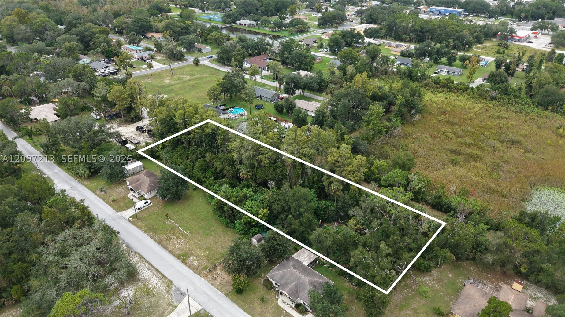 930 NE 1st Ter Crystal River, FL 34429