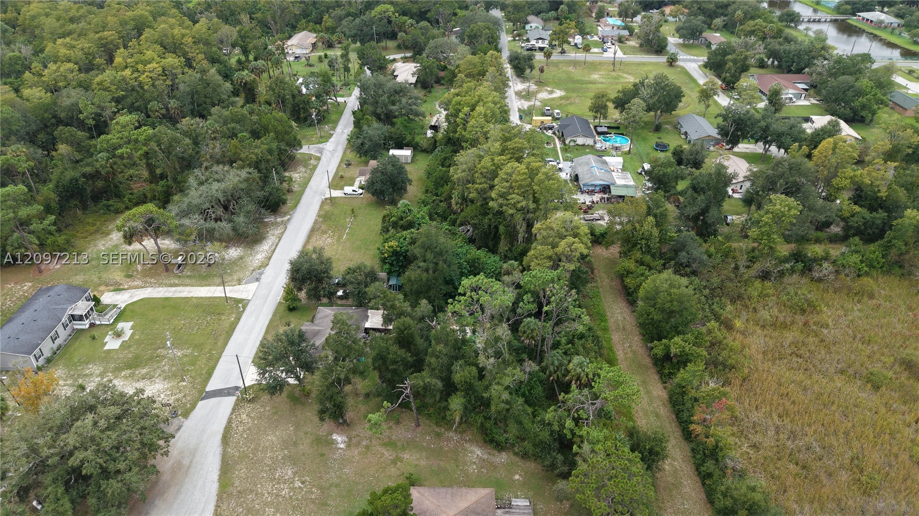 930 NE 1st Ter Crystal River, FL 34429