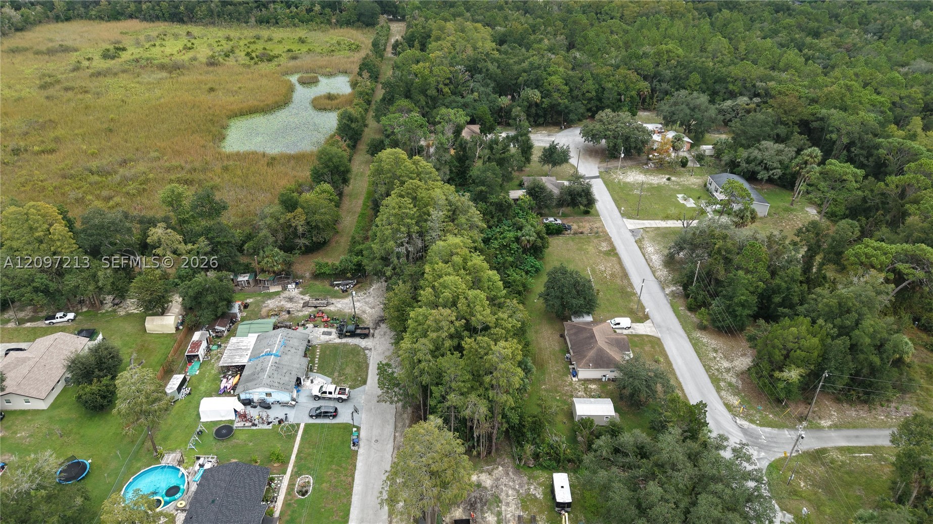 930 NE 1st Ter Crystal River, FL 34429