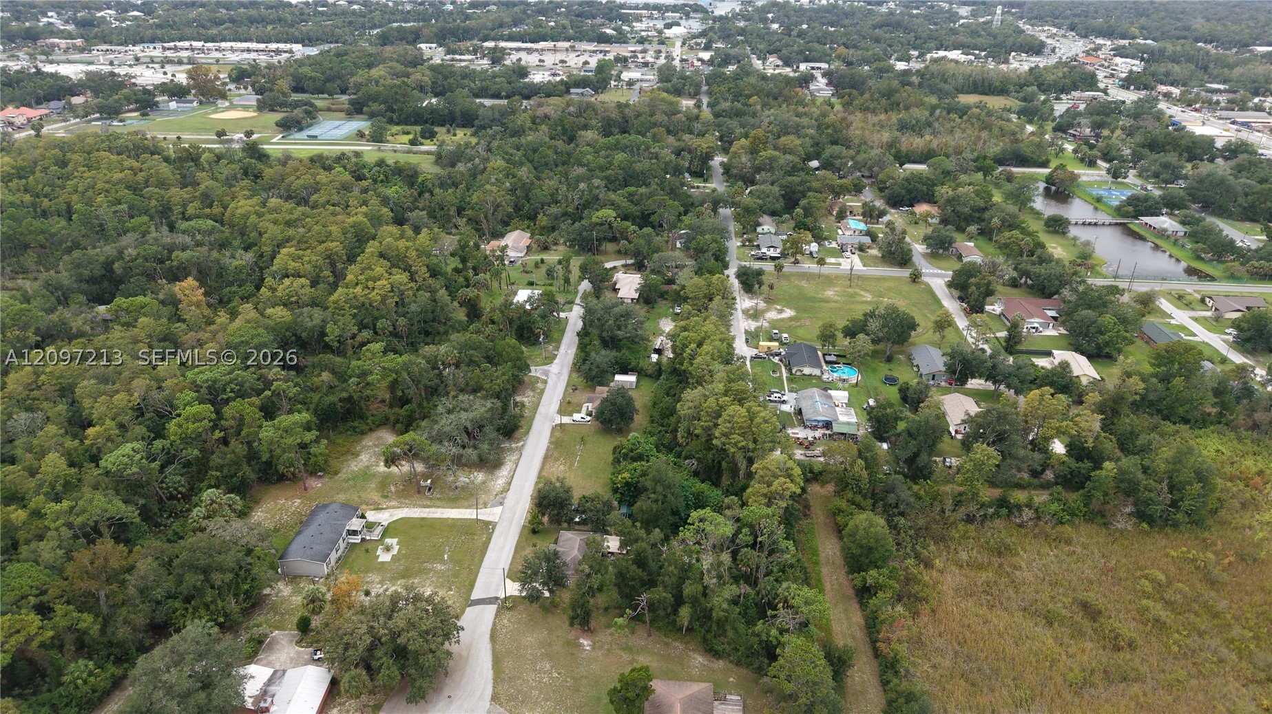 930 NE 1st Ter Crystal River, FL 34429