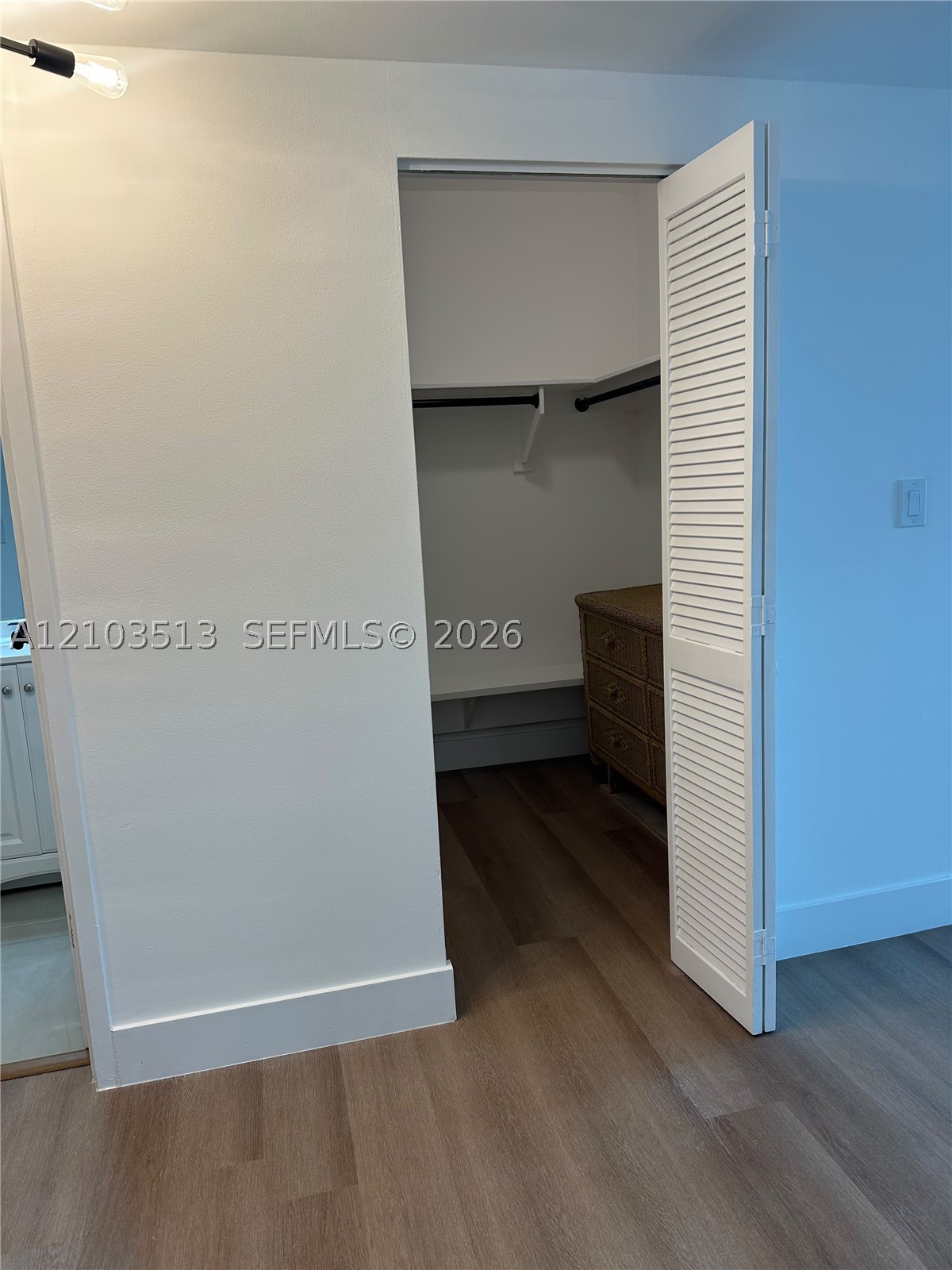 image Four Ambassadors Condo Ph5