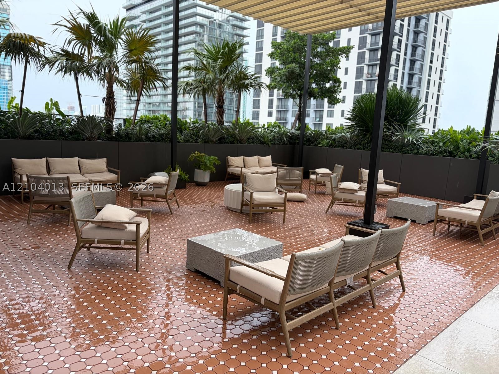image The Crosby Miami Worldcenter5