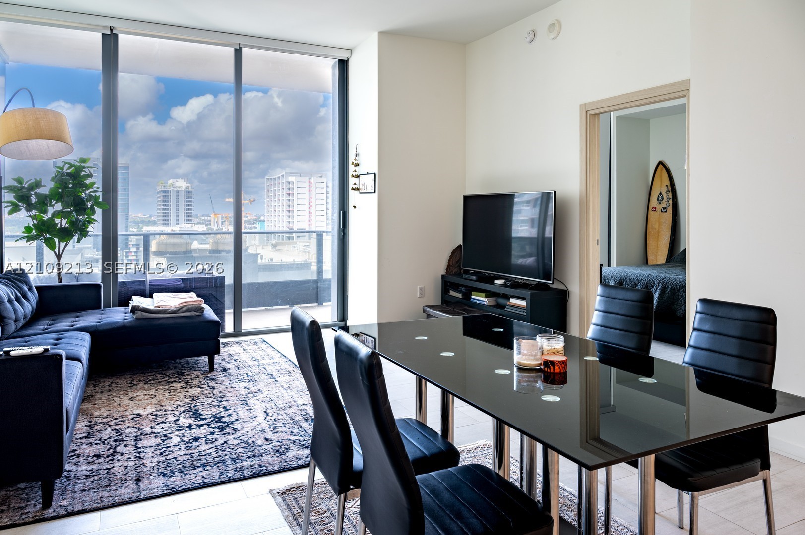 1000 Brickell Plz #1806 Miami, FL 33131