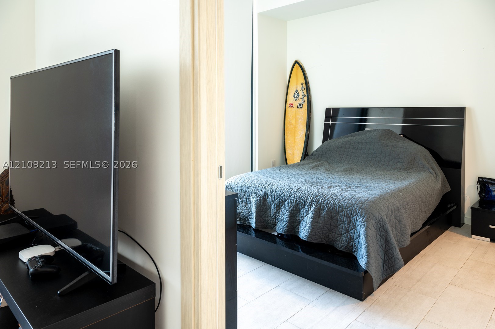 1000 Brickell Plz #1806 Miami, FL 33131
