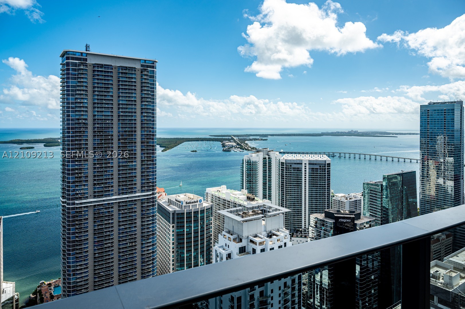 1000 Brickell Plz #1806 Miami, FL 33131