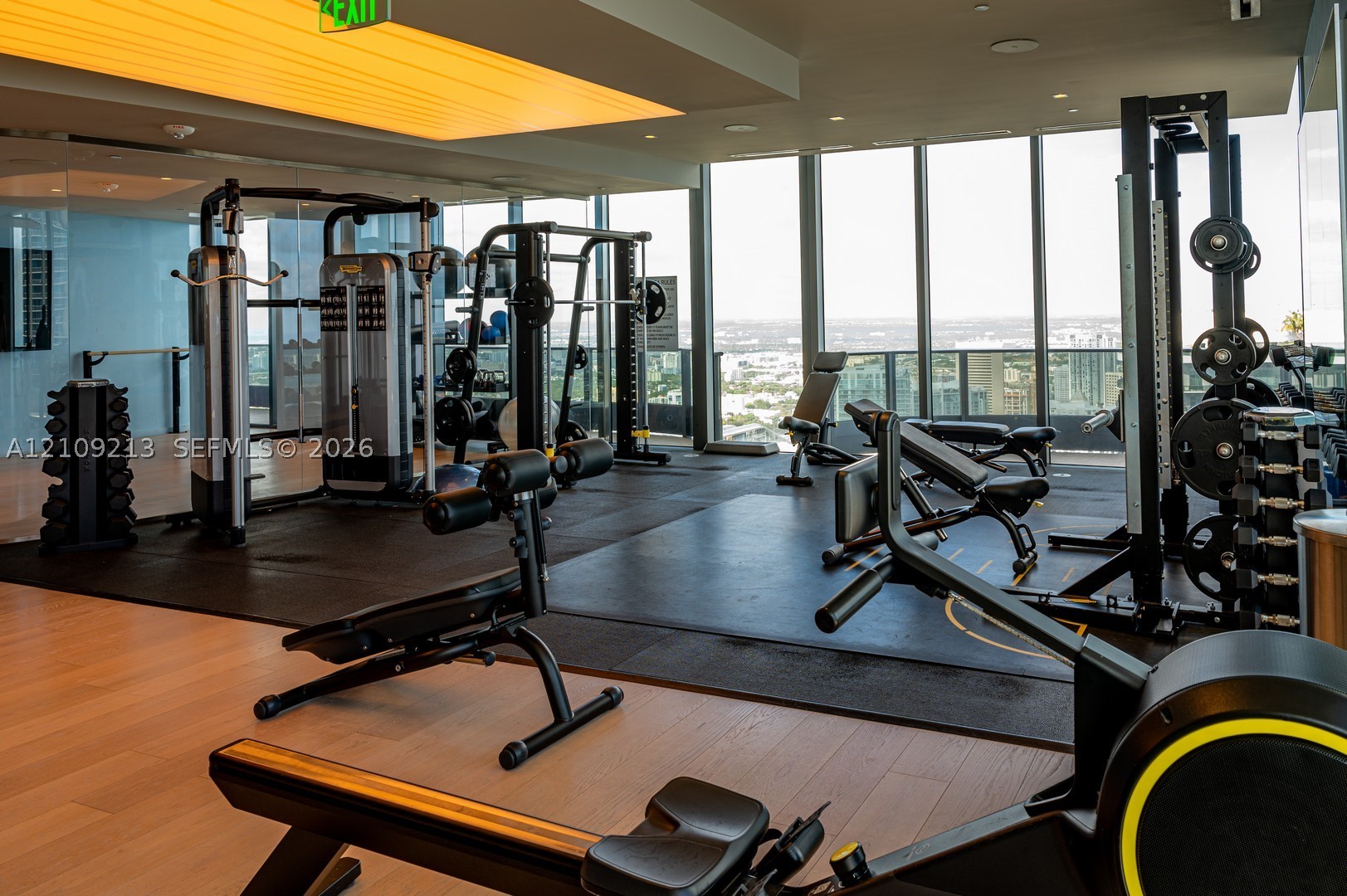 1000 Brickell Plz #1806 Miami, FL 33131