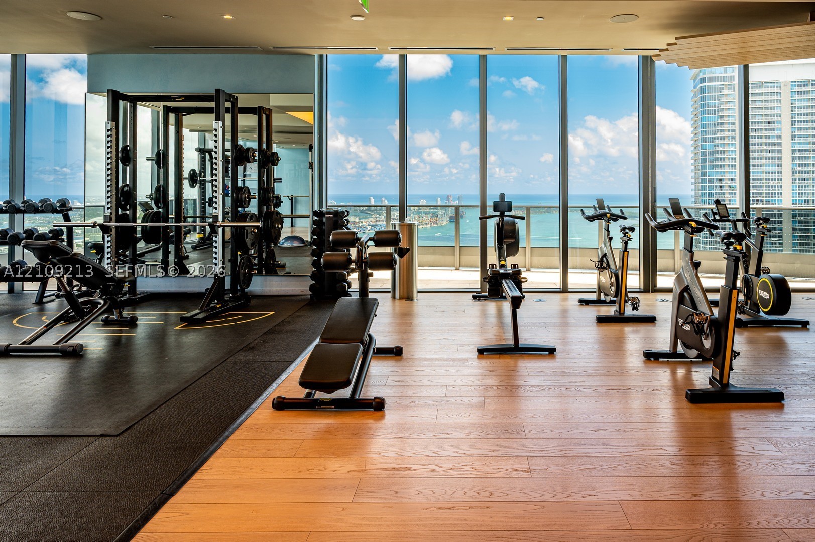 1000 Brickell Plz #1806 Miami, FL 33131