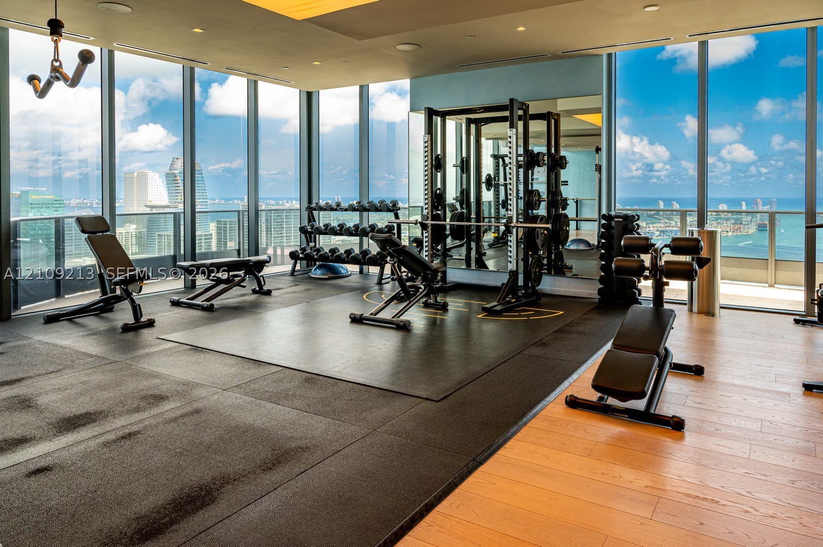 1000 Brickell Plz #1806 Miami, FL 33131
