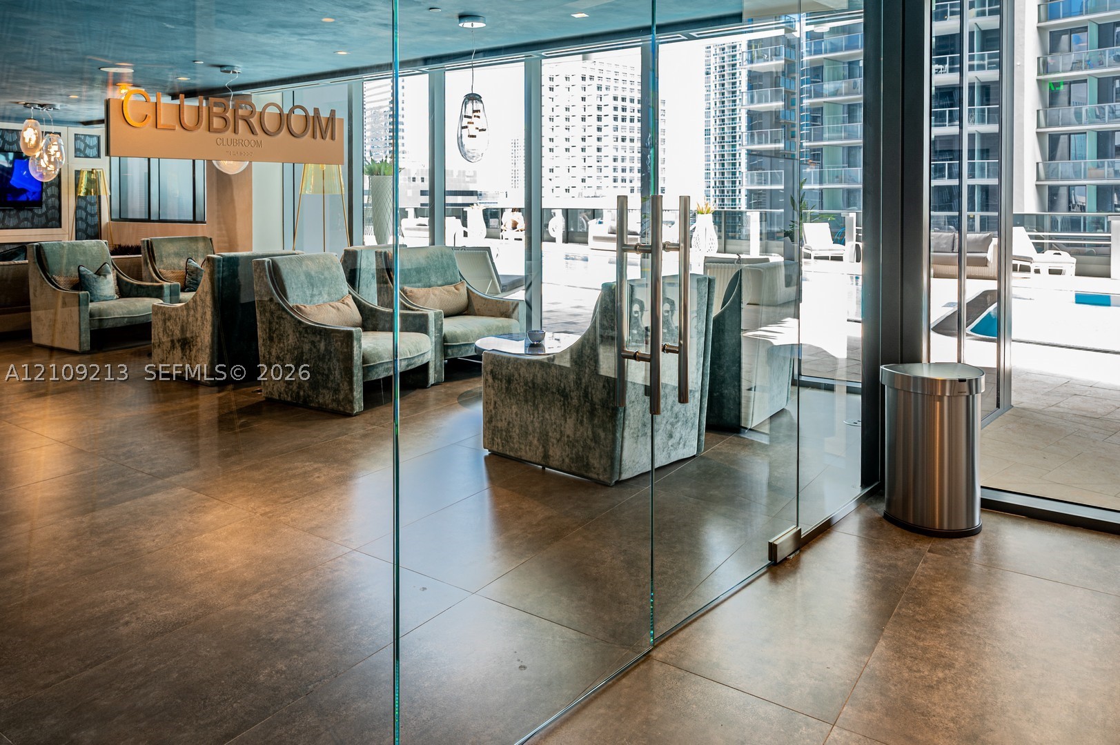 1000 Brickell Plz #1806 Miami, FL 33131