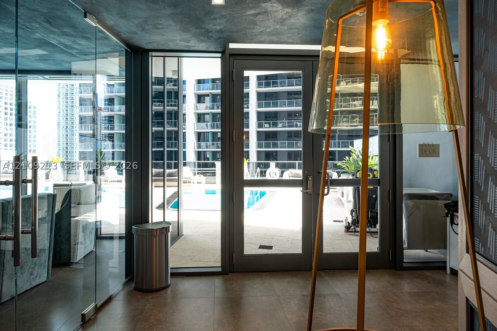 1000 Brickell Plz #1806 Miami, FL 33131