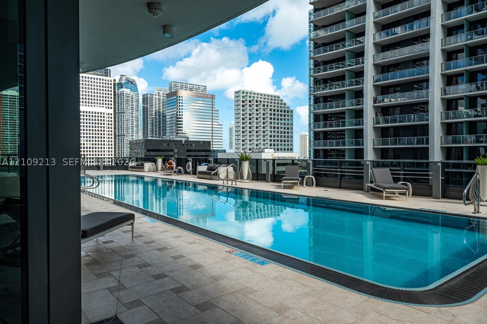 1000 Brickell Plz #1806 Miami, FL 33131