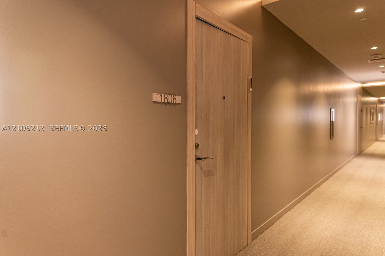 1000 Brickell Plz #1806 Miami, FL 33131