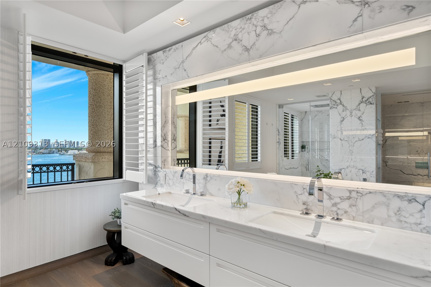 7083 Fisher Is Dr #7083 Miami Beach, FL 33109