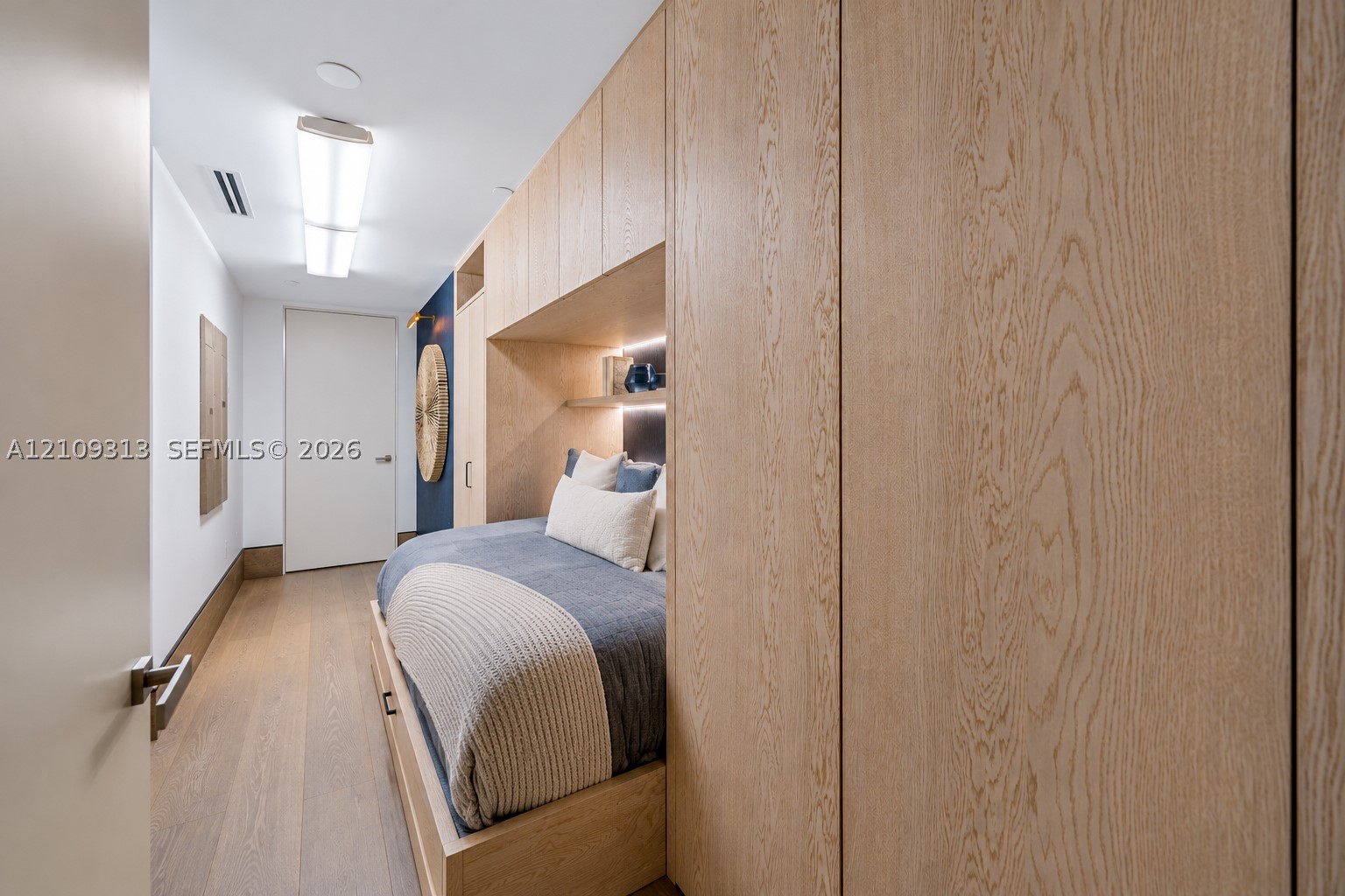 7083 Fisher Is Dr #7083 Miami Beach, FL 33109