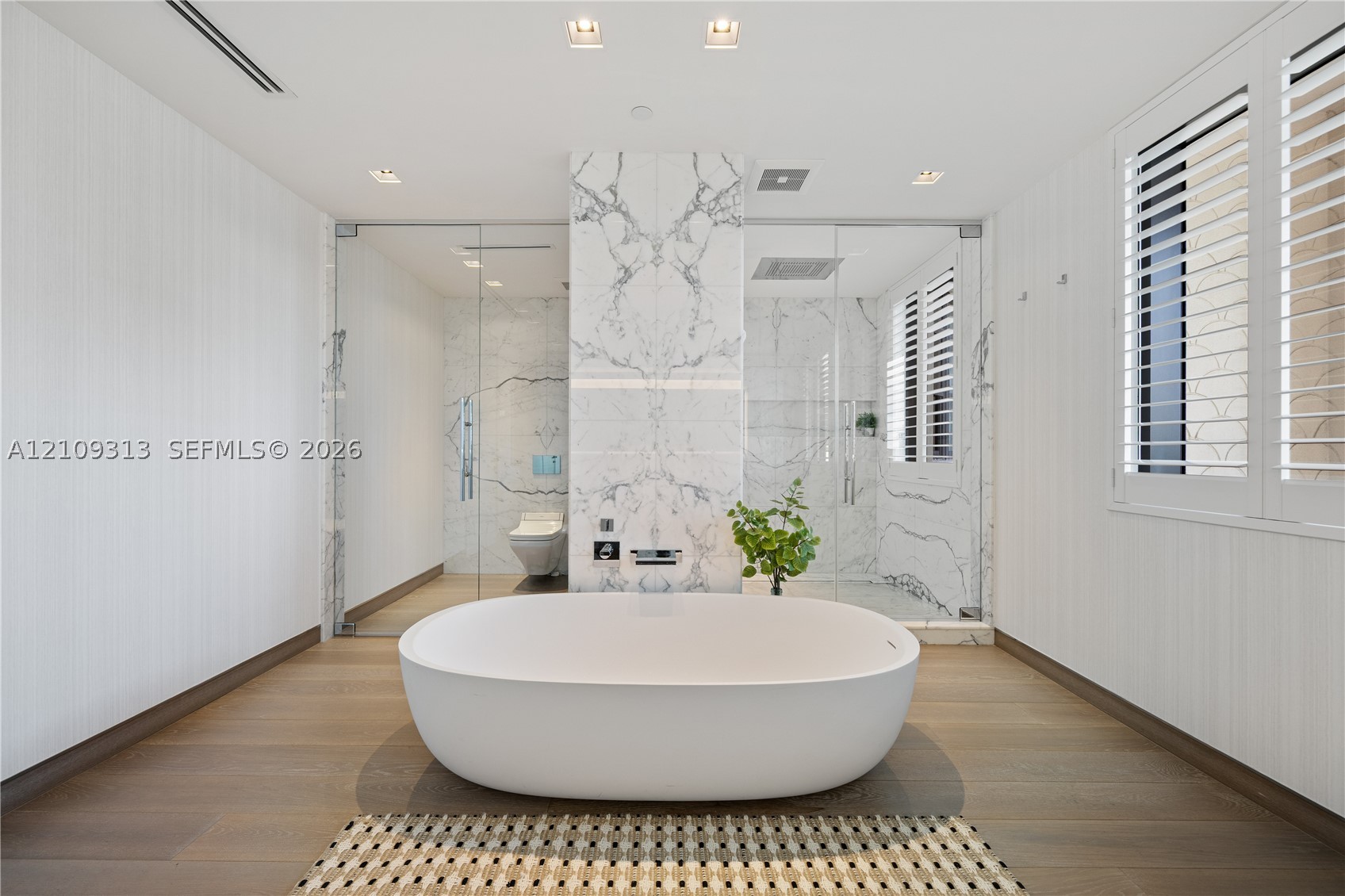 7083 Fisher Is Dr #7083 Miami Beach, FL 33109