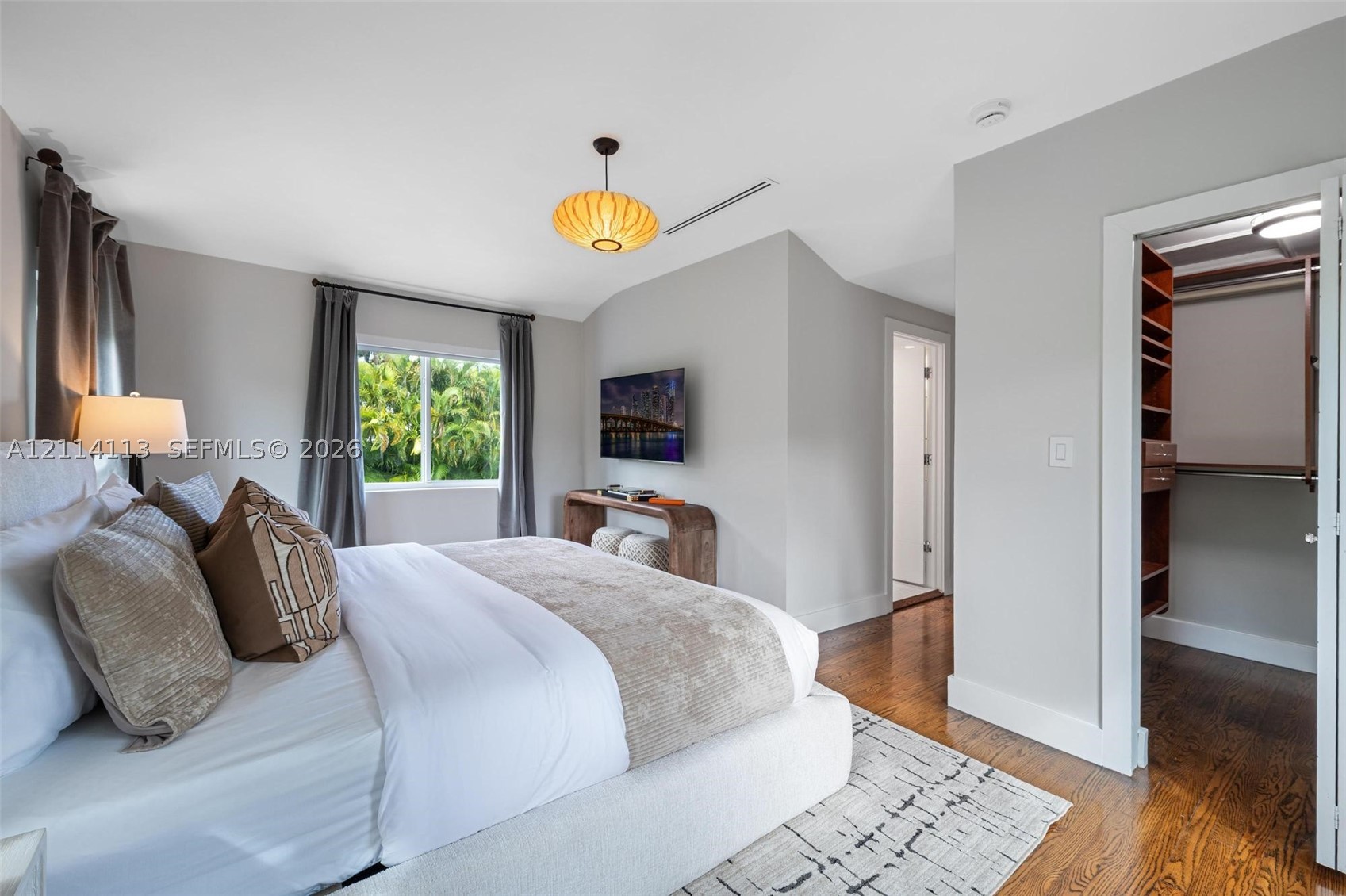 5386 Alton Rd Miami Beach, FL 33140