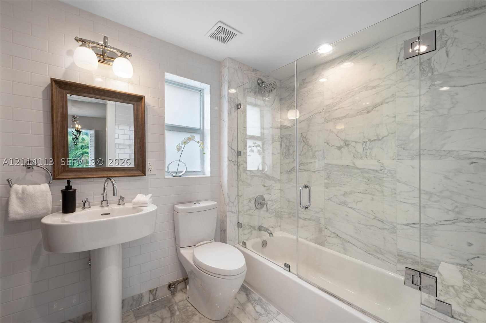 5386 Alton Rd Miami Beach, FL 33140