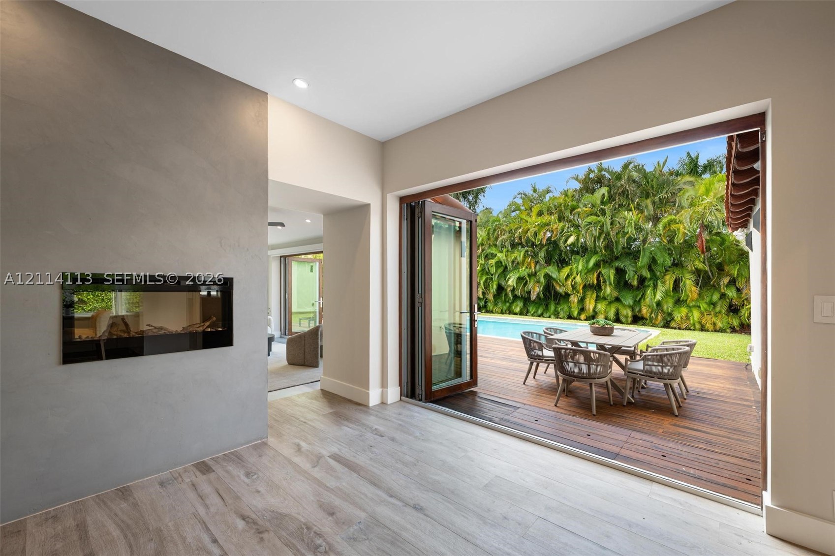 5386 Alton Rd Miami Beach, FL 33140