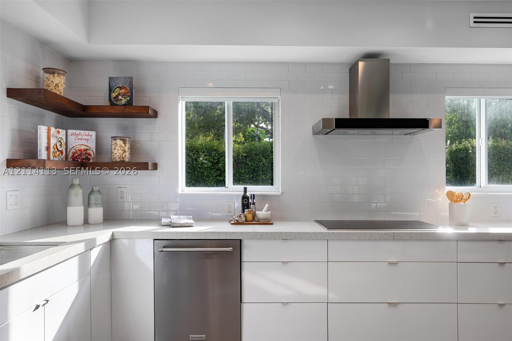 5386 Alton Rd Miami Beach, FL 33140
