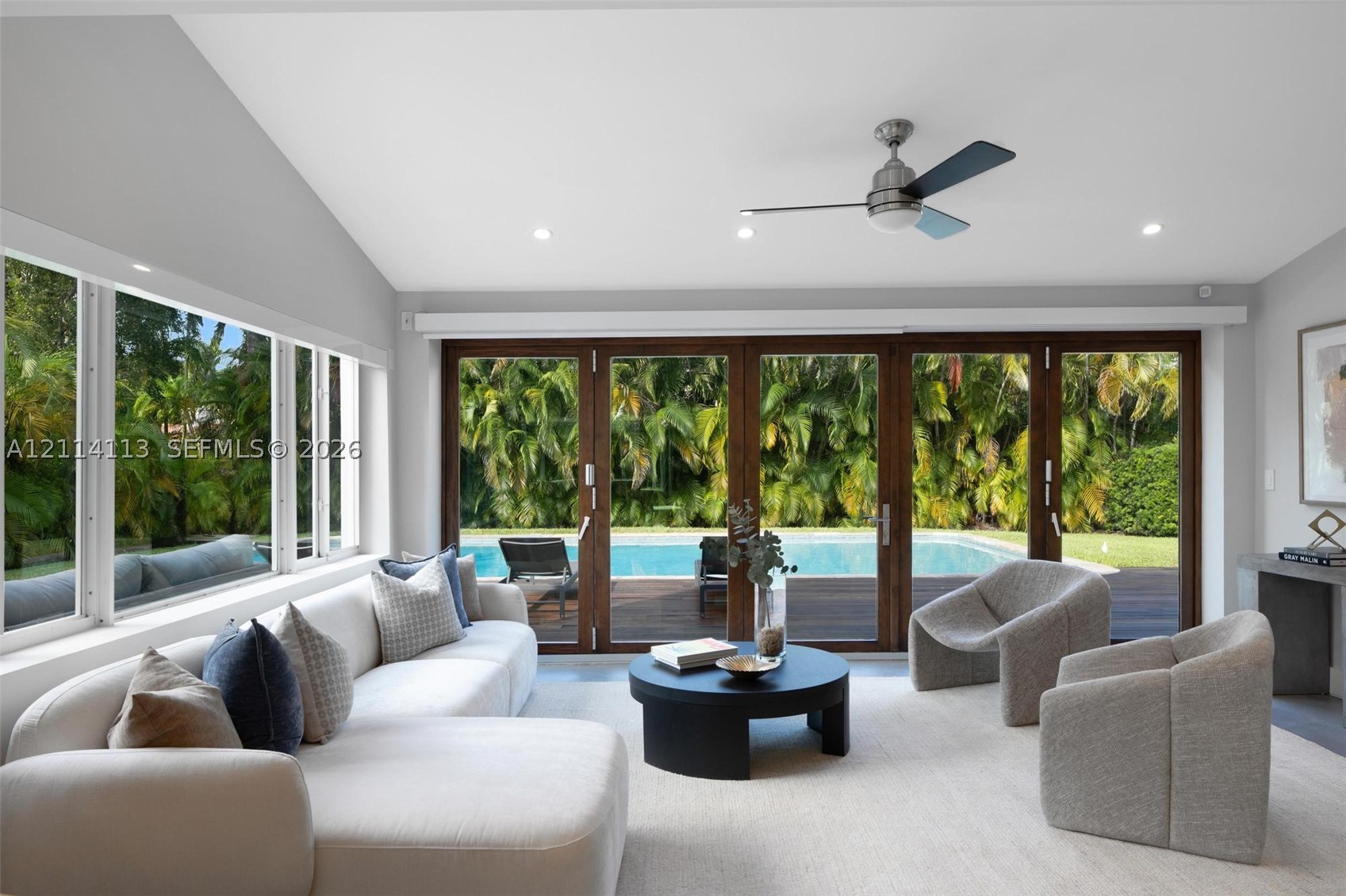 5386 Alton Rd Miami Beach, FL 33140
