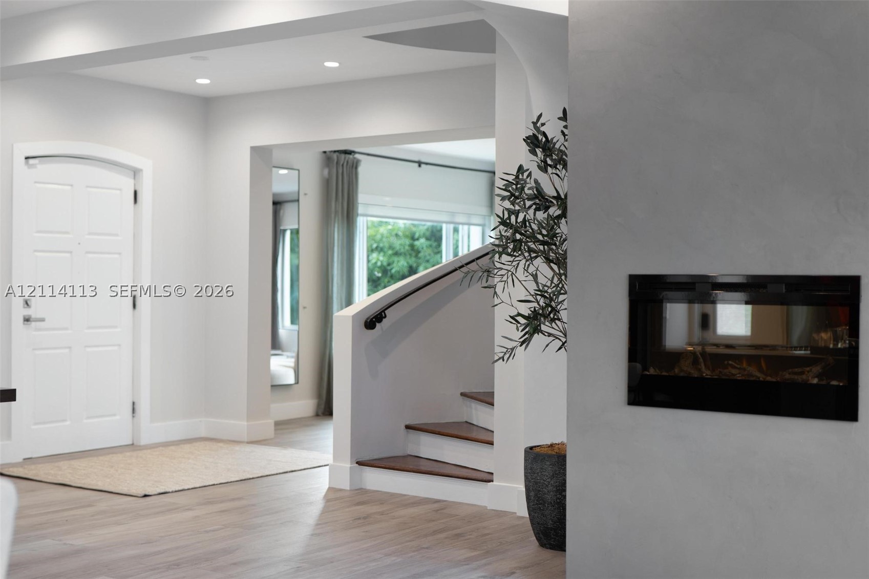 5386 Alton Rd Miami Beach, FL 33140