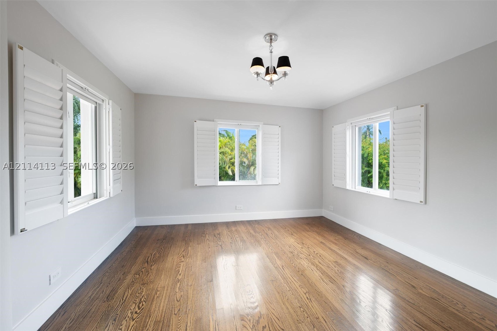 5386 Alton Rd Miami Beach, FL 33140