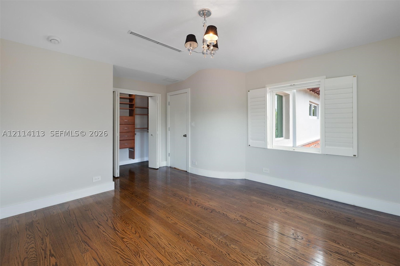 5386 Alton Rd Miami Beach, FL 33140