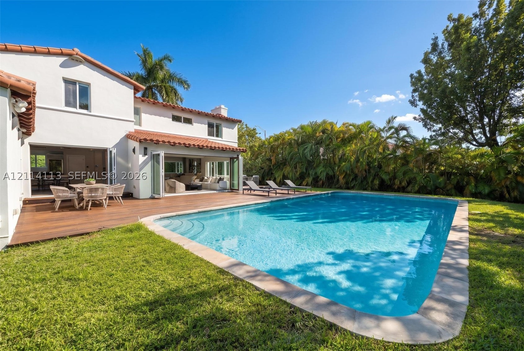 5386 Alton Rd Miami Beach, FL 33140