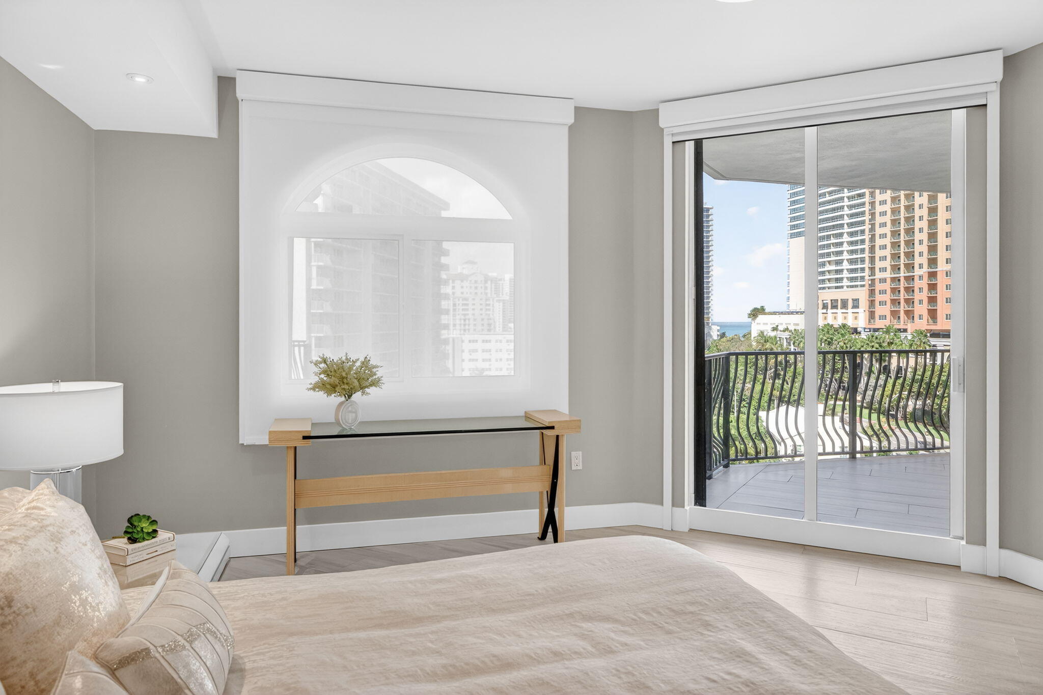 100 S Birch #Apt 803 Fort Lauderdale, FL 33316