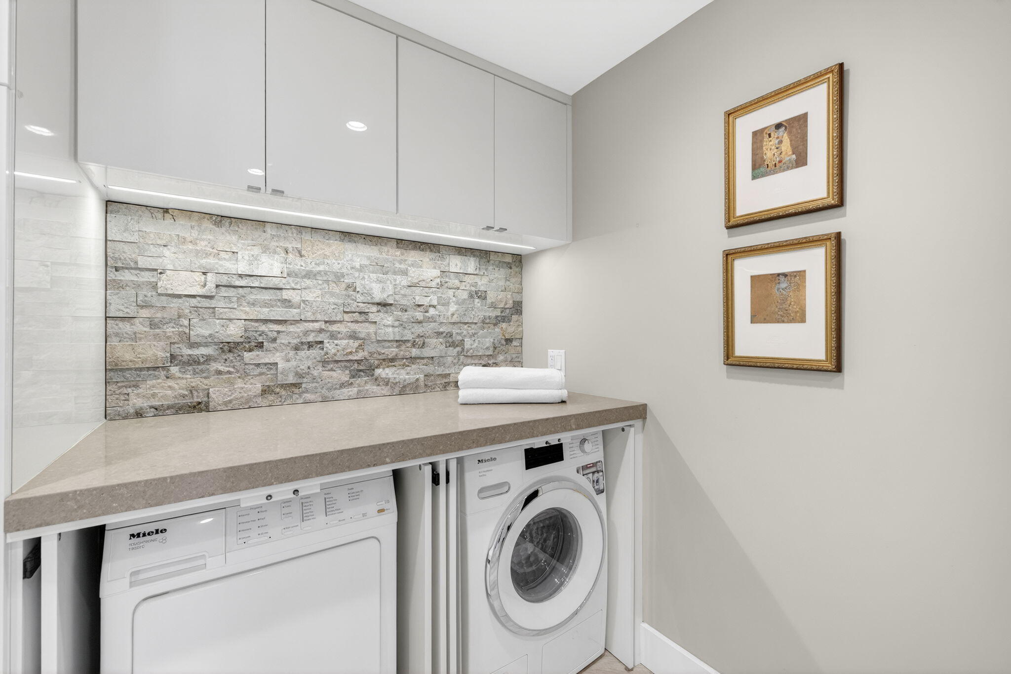 100 S Birch #Apt 803 Fort Lauderdale, FL 33316