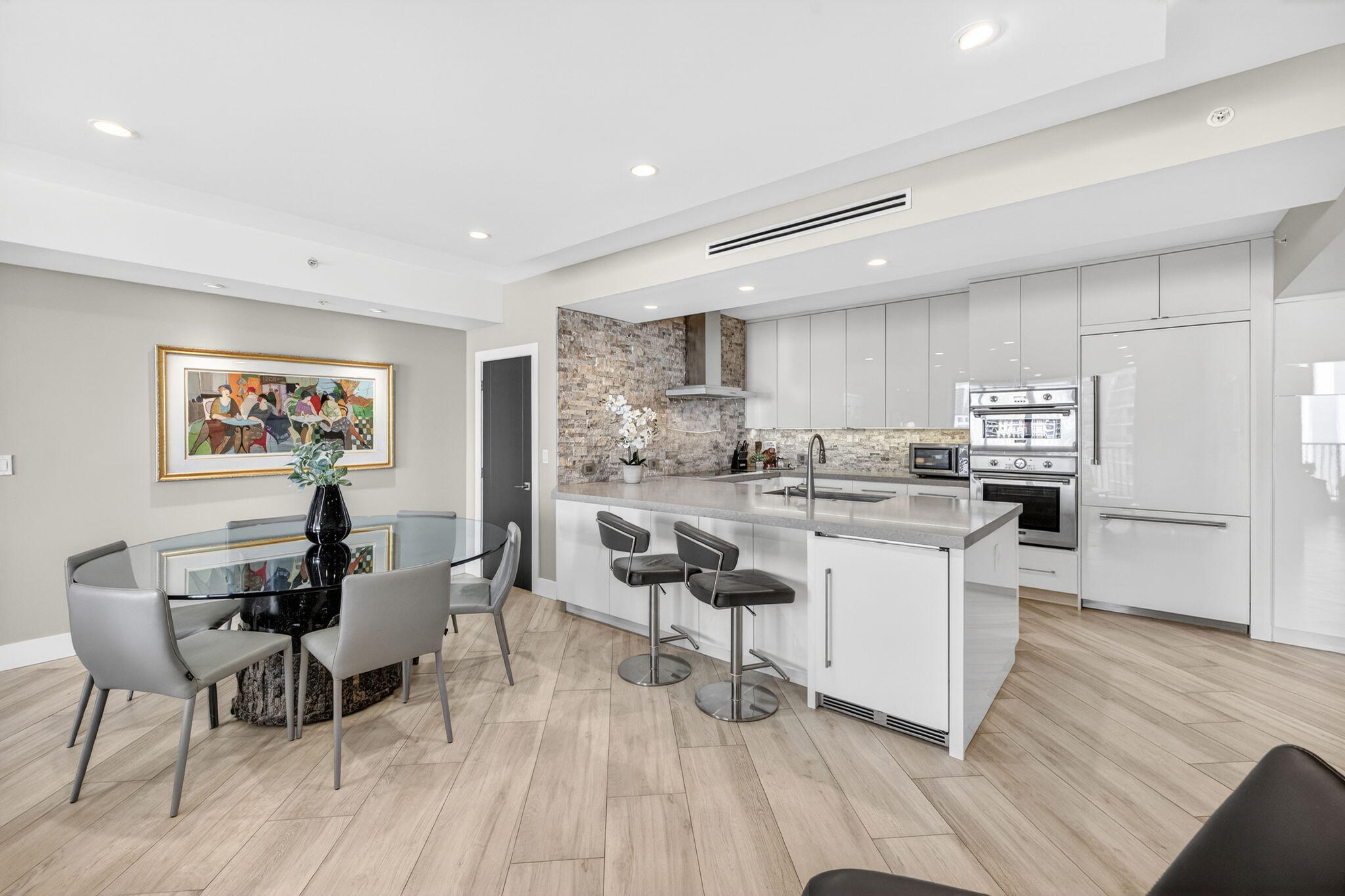 100 S Birch #Apt 803 Fort Lauderdale, FL 33316