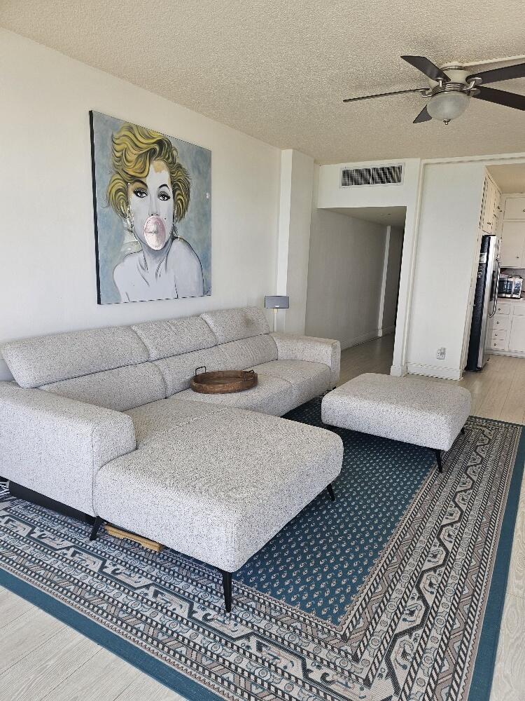 345 N Fort Lauderdale Bch #402 Fort Lauderdale, FL 33304