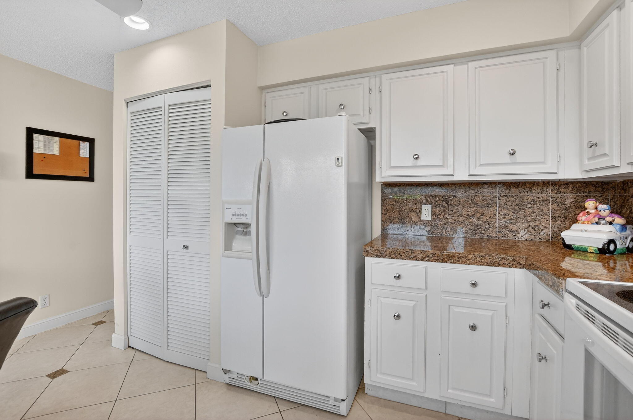 19830 Sawgrass #301 Boca Raton, FL 33434