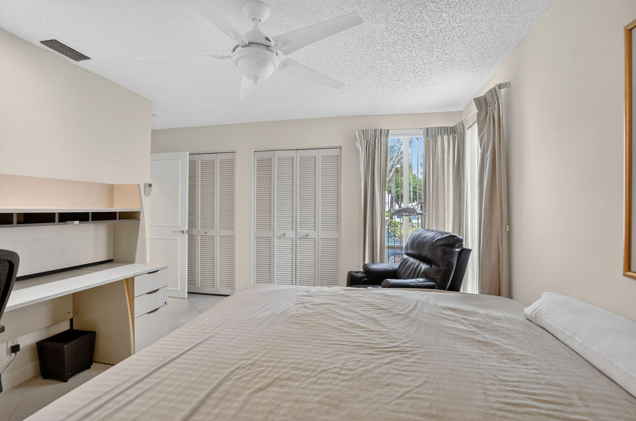 19830 Sawgrass #301 Boca Raton, FL 33434