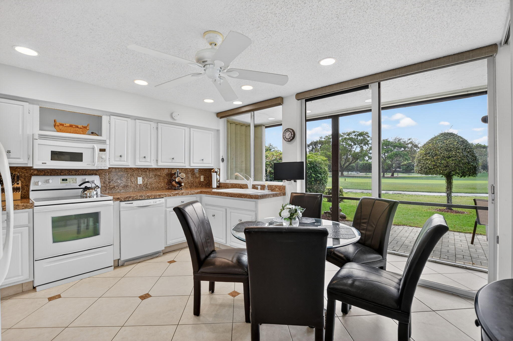 19830 Sawgrass #301 Boca Raton, FL 33434