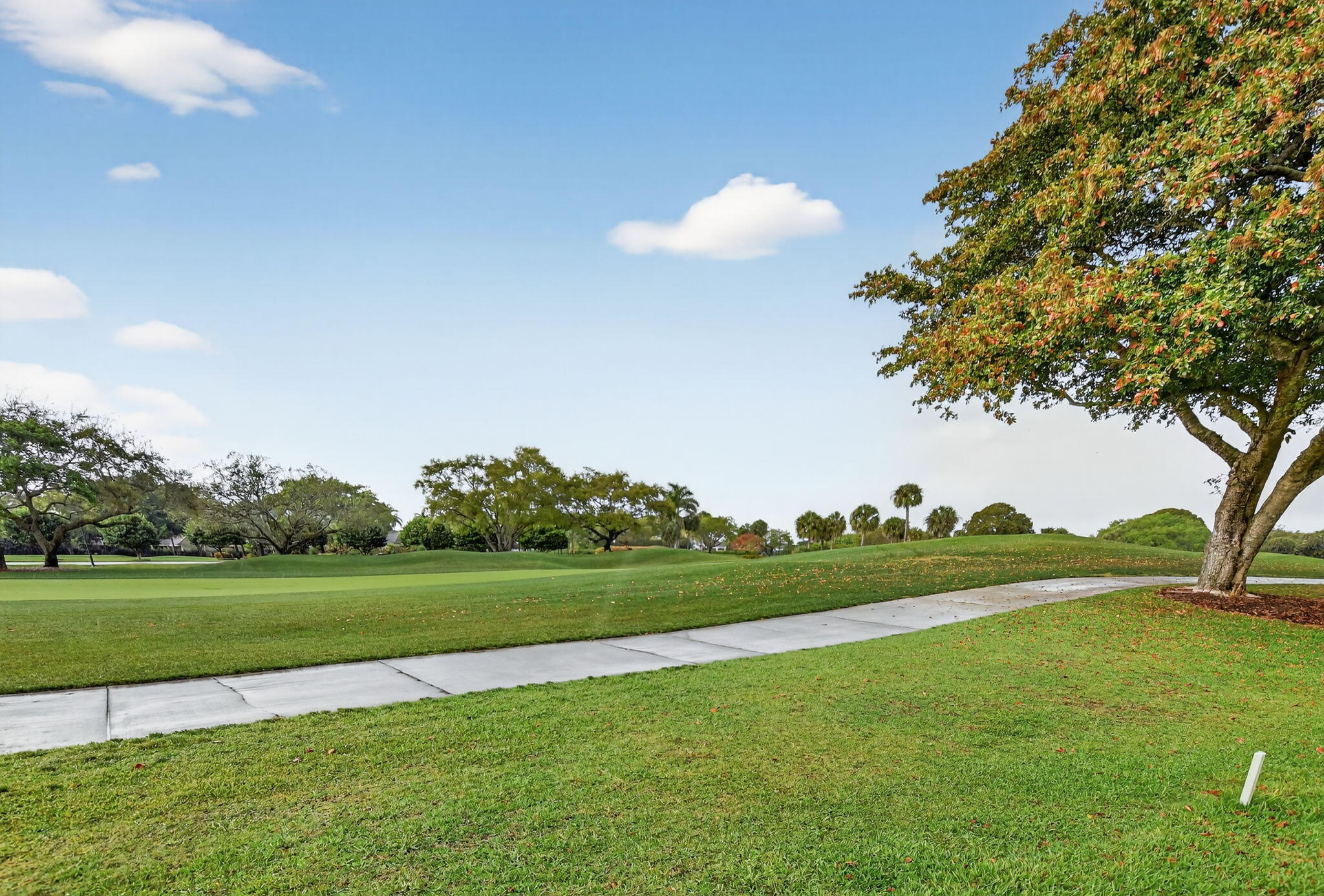 19830 Sawgrass #301 Boca Raton, FL 33434