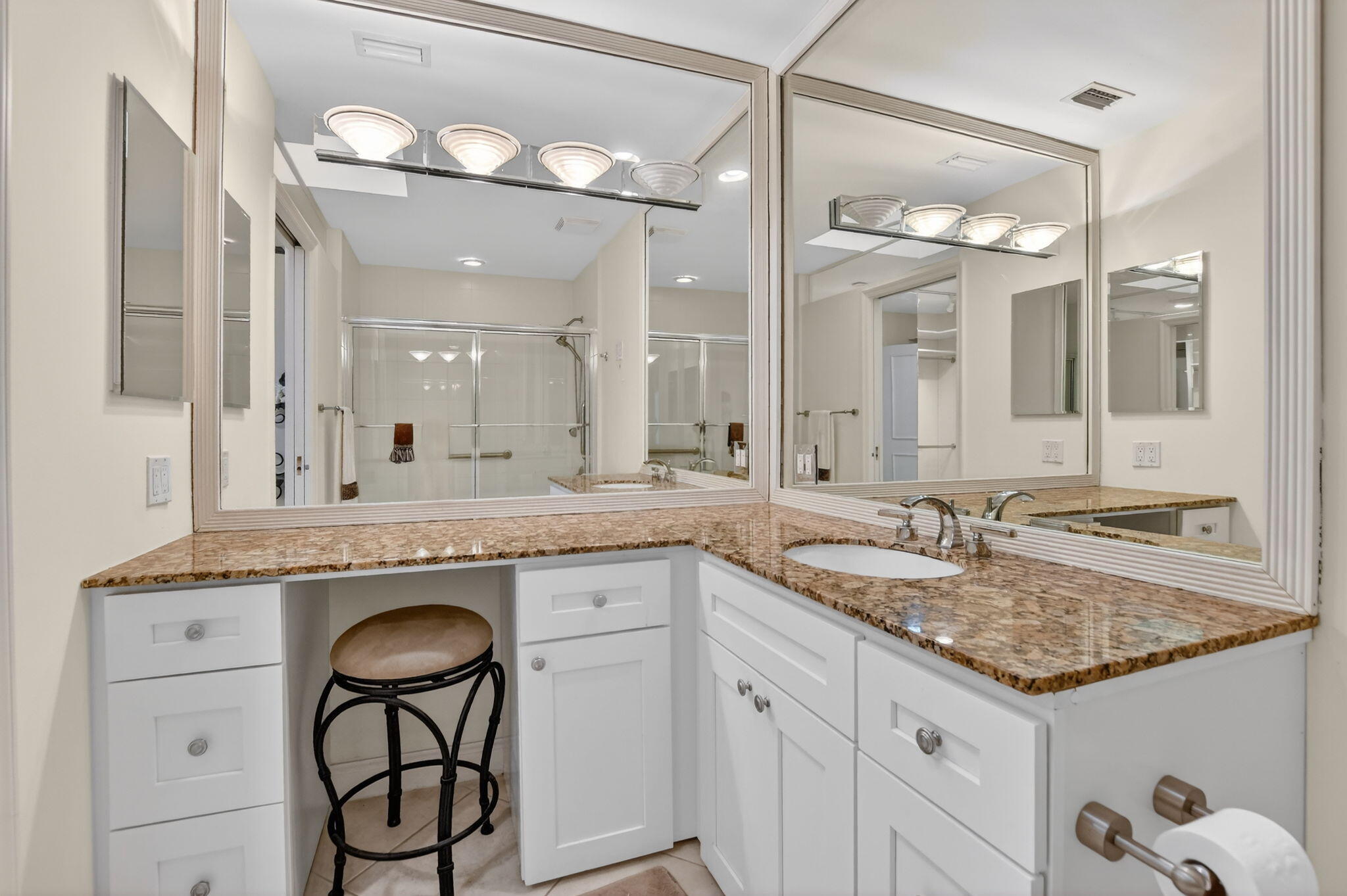 19830 Sawgrass #301 Boca Raton, FL 33434