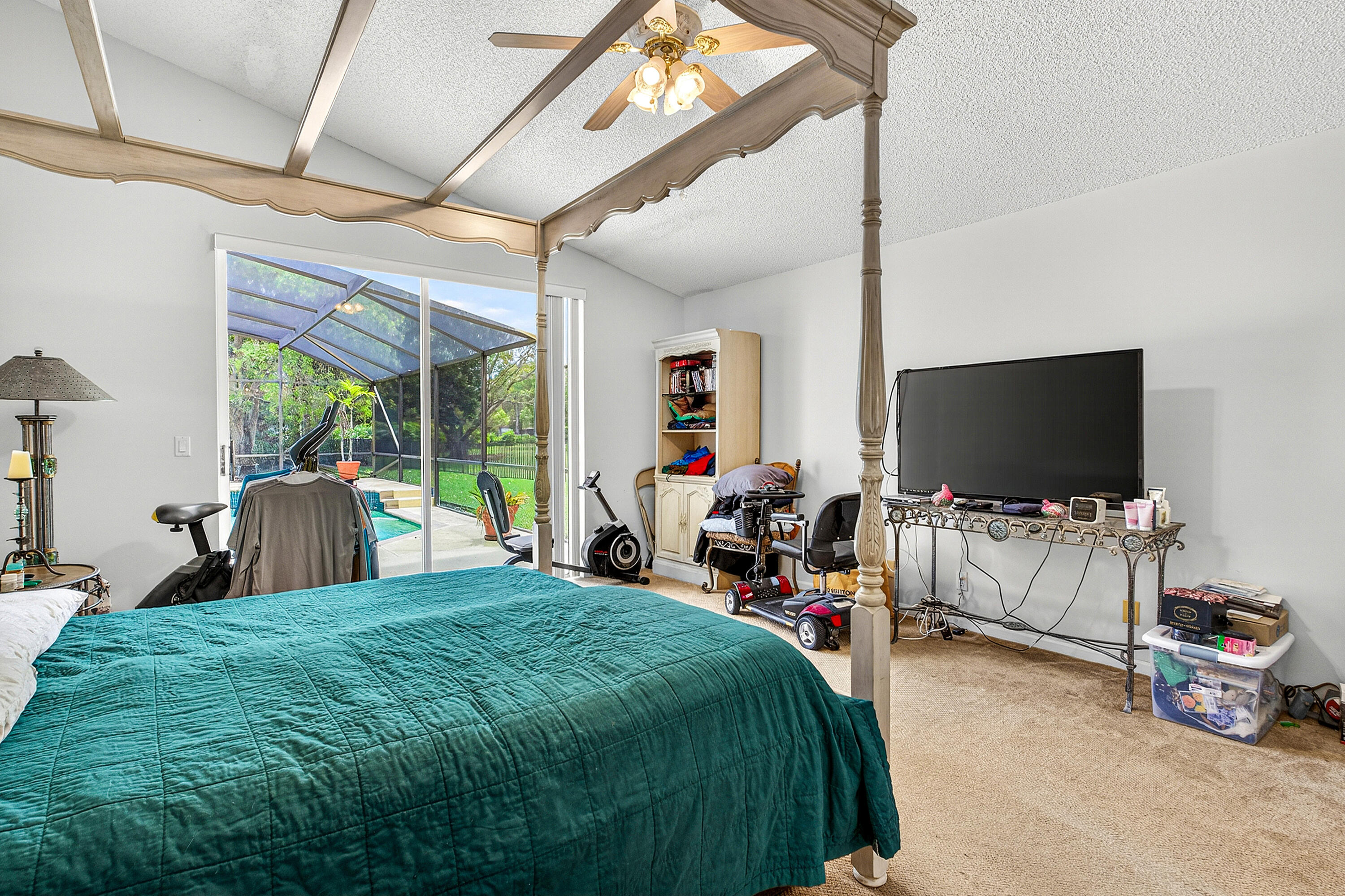 549 Stonemont Weston, FL 33326