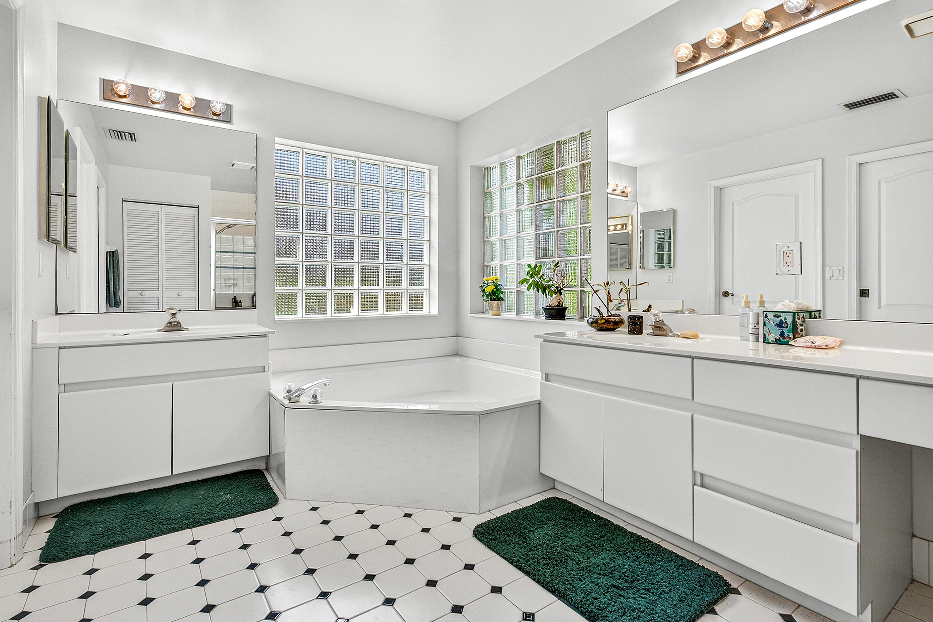 549 Stonemont Weston, FL 33326