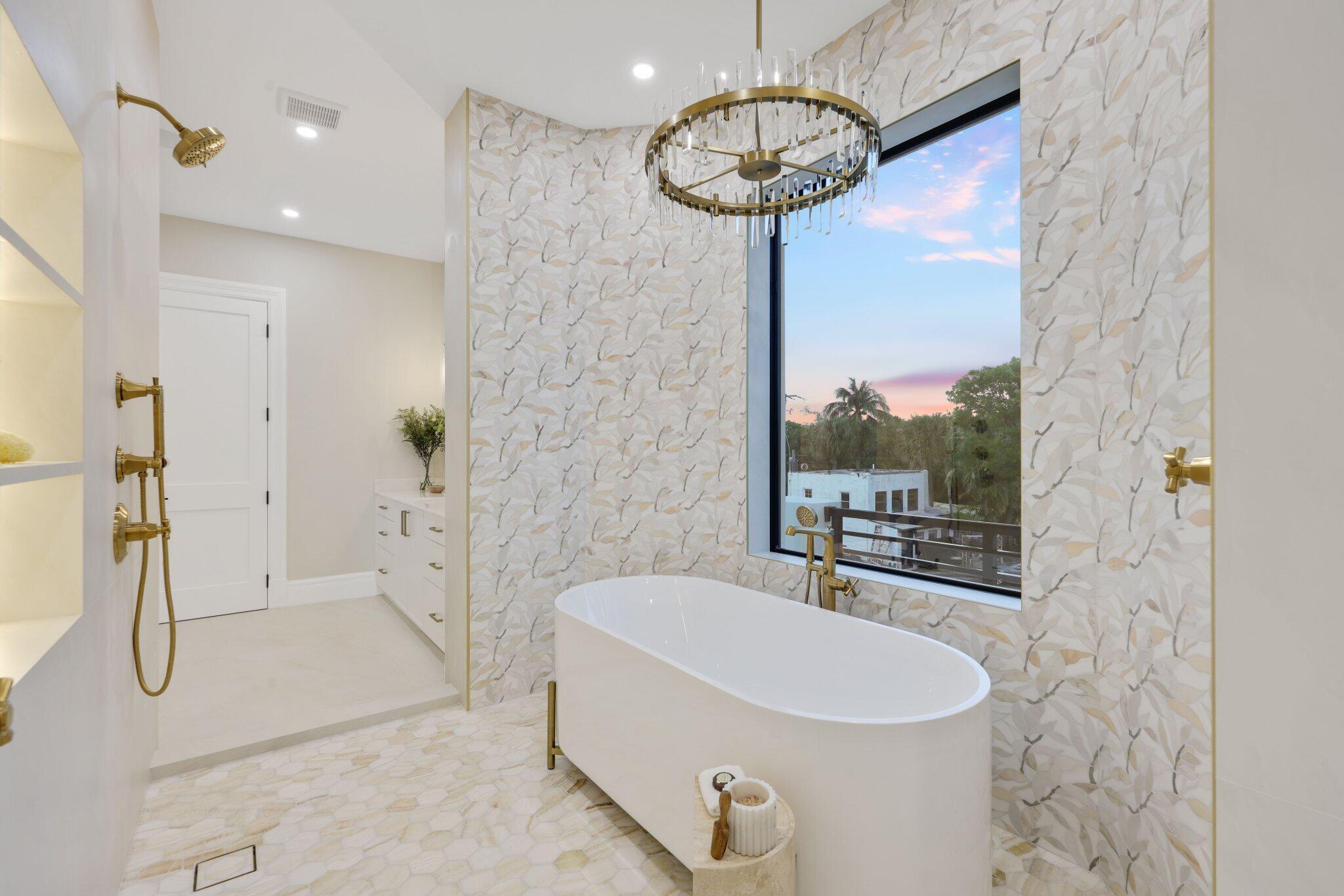 23 Coconut Ocean Ridge, FL 33435