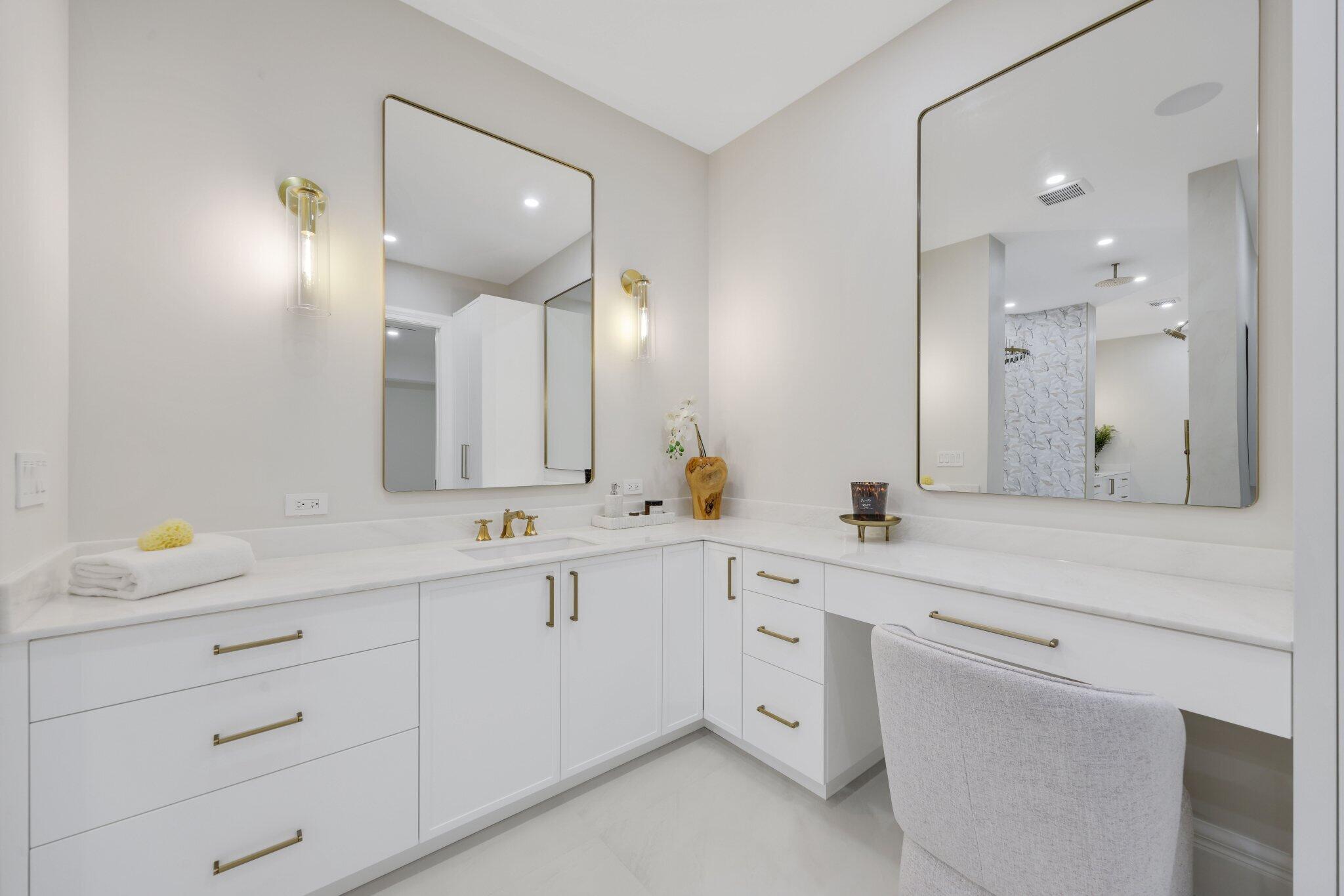 23 Coconut Ocean Ridge, FL 33435