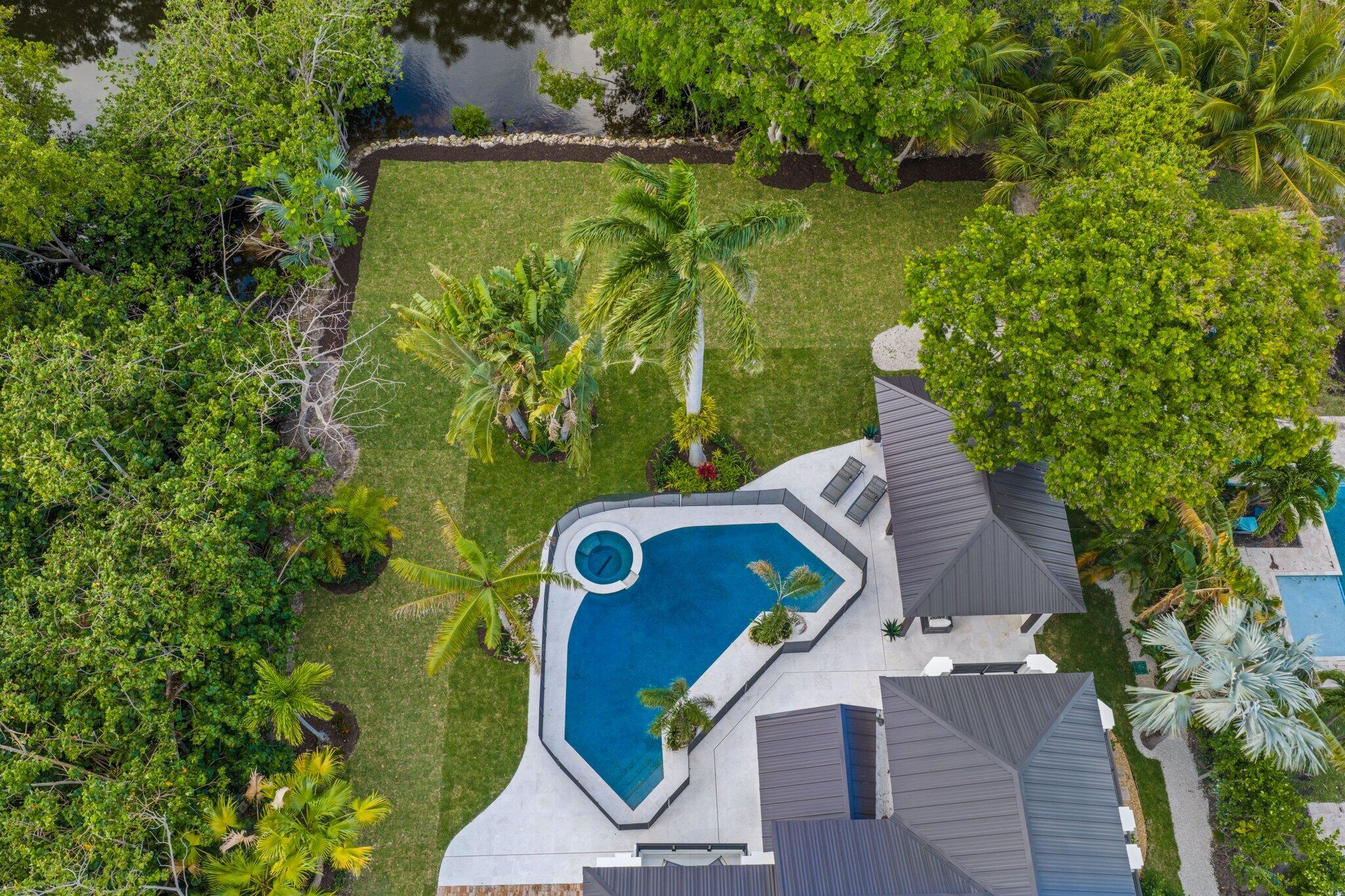 23 Coconut Ocean Ridge, FL 33435