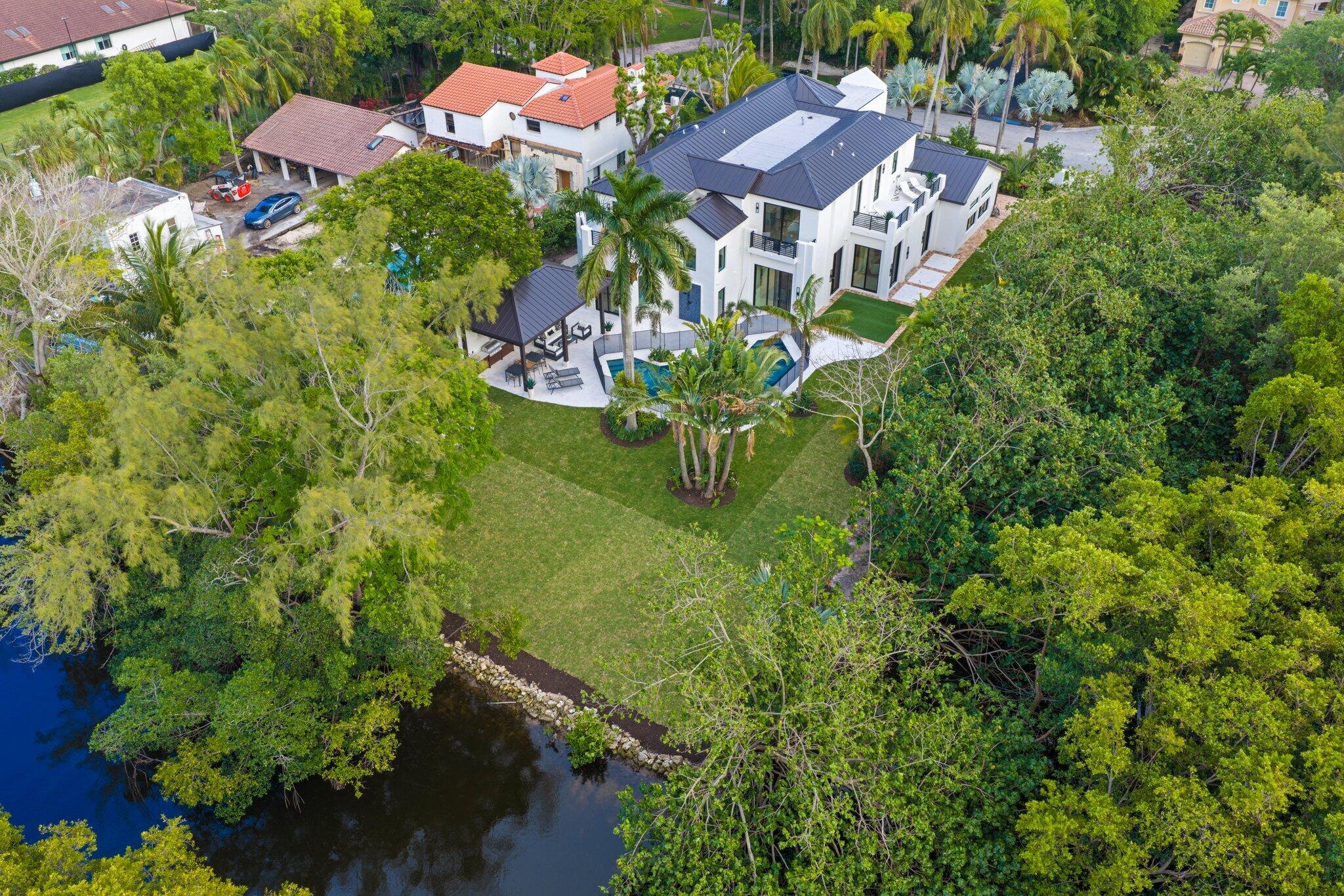 23 Coconut Ocean Ridge, FL 33435