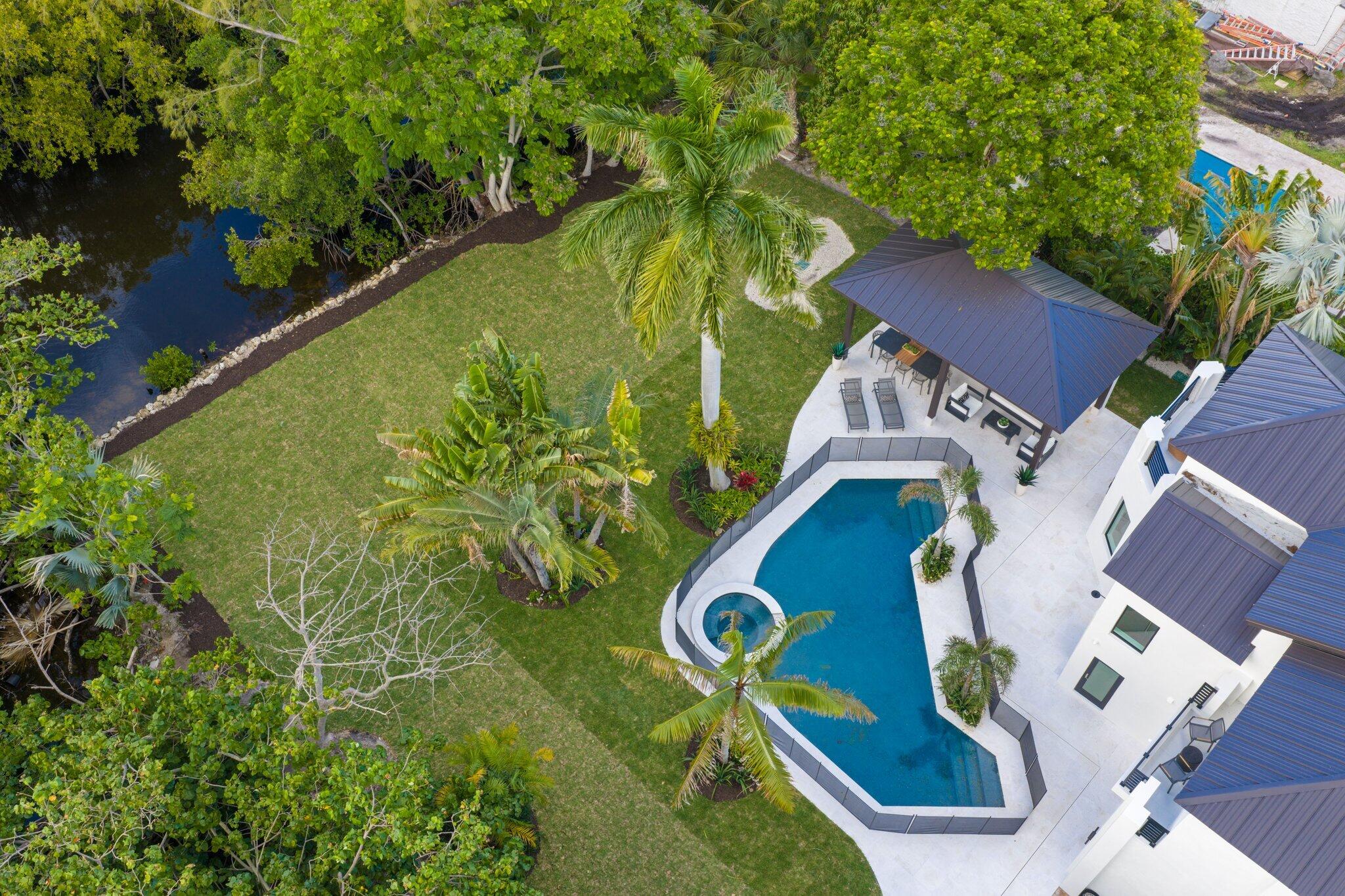 23 Coconut Ocean Ridge, FL 33435