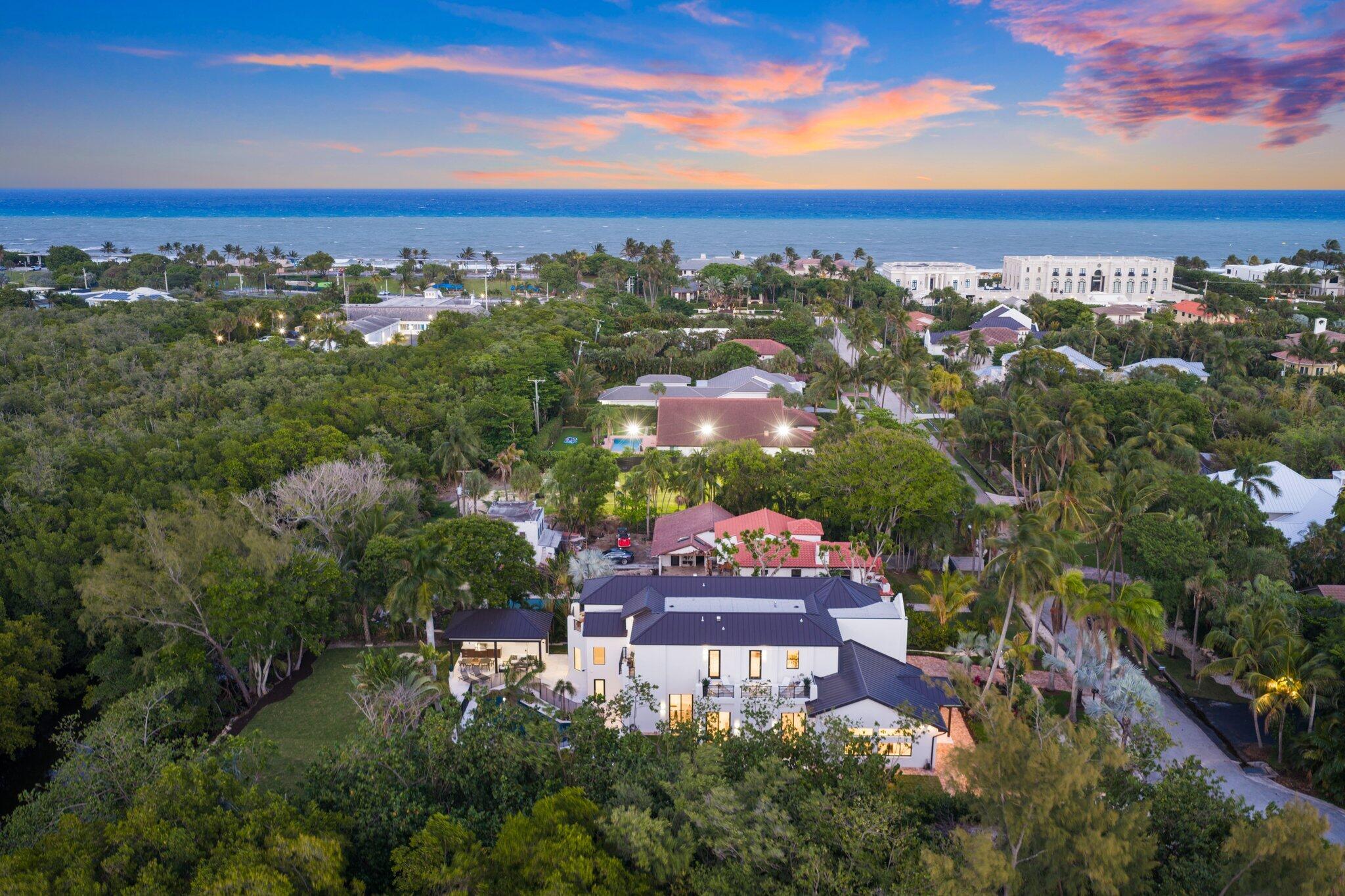23 Coconut Ocean Ridge, FL 33435